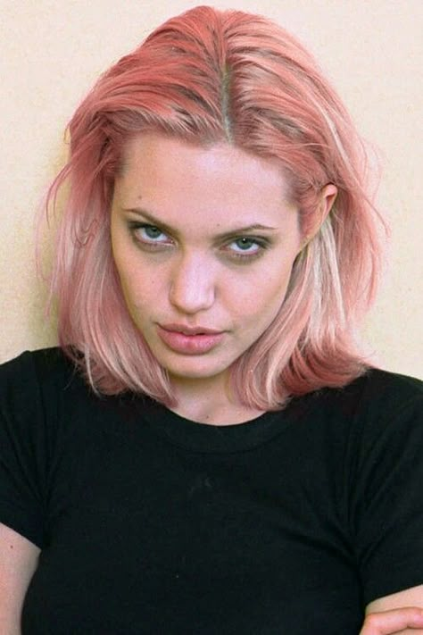 Angelina Jolie, Pink Hair, Hair Inspo, Pretty People, Beautiful People, Hair Ideas, A Woman, Hair Color, Hairstyles