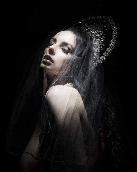 Gothic Portrait Photography, Goth Photography, Summer Fashion Collection, Ethereal Photography, Gothic Photography, Angel Photography, Dark Beauty Magazine, Dark Beauty Photography, Halloween Photography