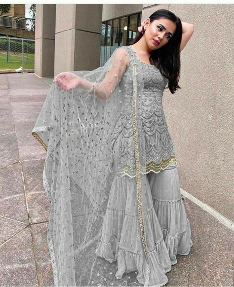 Sharara Design, Gharara Designs, Western Dresses For Girl, Desi Fits, Sharara Designs, Desi Dress, Suit Salwar, Boutique Suits, Sharara Suit