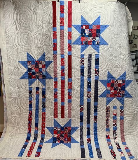 Quilts Of Valor Patterns Free, Quilts Of Valor Patterns, American Quilts Patterns, Usa Quilt, American Flag Quilt, Quilts Of Valor, Patriotic Projects, Crumb Quilt, Free Motion Designs