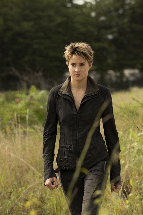 Tris Divergent Outfit, Divergent Costume, Divergent Hair, Tris Divergent, Divergent Outfits, Divergent Tris, Divergent Book, Divergent Hunger Games, Divergent Movie