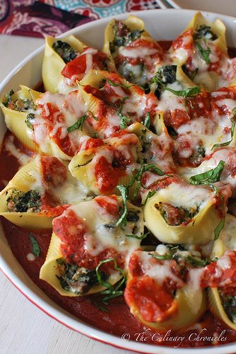 Sausage and Spinach Stuffed Shells Stuffed Shells Recipe, Tasty Pasta, Rigatoni, Stuffed Shells, Italian Dishes, Italian Sausage, Tortellini, Main Meals, I Love Food