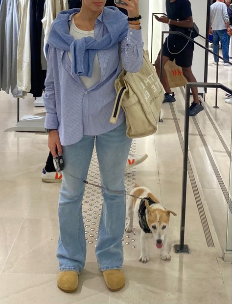 Blue Tote Bag Outfit, Blue Ootd, Tote Bag Outfit, Jean Marc, Tote Outfit, Marc Jacobs Tote, Blue Tote Bag, Bag Outfit, Blue Tote