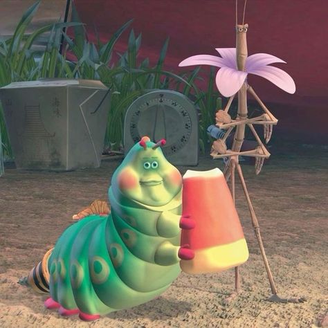 Caterpillar From Bugs Life, Caterpillar Bugs Life, Bugs Life Caterpillar, Caterpillar Cartoon, Bugs Life, A Bug's Life, Side Eye, Goofy Pictures, Snapchat Funny