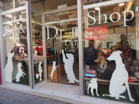 Pet Shop Ideas, Dog Boutique Ideas, Boutique Window Displays, Pet Store Design, Pet Store Ideas, Grooming Salons, Vet Hospital, Vet Office, Doggy Day Care