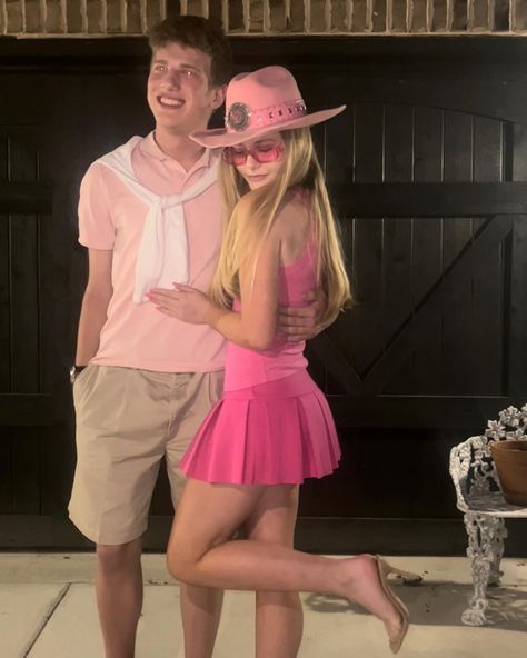 barbie and ken Barbie Inspired Men Outfits, Barbie And Ken Group Costume, Barbie And Ken Party Outfit, Barbie Guy Outfit, Guy Barbie Outfit, Ken Ans Barbie Halloween Costume, Barbie Outfits Guys, Barbie Movie Outfits Ideas Men, Barbie Theme Outfit For Men