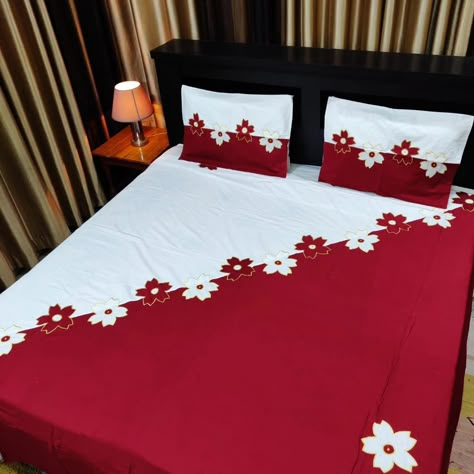 DESIGNER KING SIZE APPLIQUE EMBROIDERED PURE COTTON BEDSHEET 👁️ ⬅️Size : 108/108 inches ⬅️Fabric : 100% Cotton ⬅️Set Contains: 1 bedsheet with 2 pillow covers ⬅️Machine Embroidery ⬅️ 300 Thread Count PRICE 1750 /-Free ship Bedsheets Designs Handmade, Bed Sheet Embroidery Design, Crochet Bed Sheet, Bedsheets Designs, Bedsheet Design, Cute Bed Sheets, Embroidered Sheets, Bed Sheet Painting Design, Crochet Bed