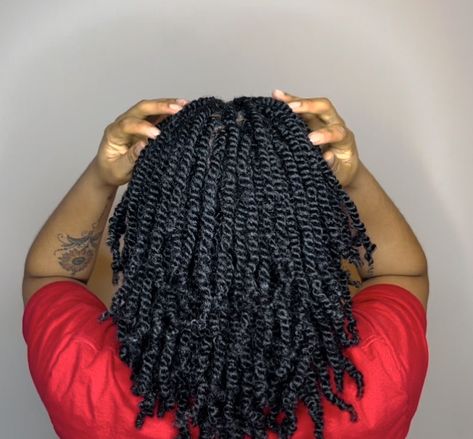 How to do spring twists on yourself. Easy diy tutorial Twists Tutorial, Style For Natural Hair, Natural Inspiration, Twist Beads, Spring Twists, Protective Style, Diy Spring, Spring Diy, Protective Styles