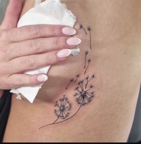 Dandelion Tattoo Ribcage, Dandelion Rib Tattoo, Dandelion Tattoo Ribs, Colour Tattoo, Ribcage Tattoo, Dandelion Tattoo, Rib Tattoo, Water Colour, Thigh Tattoo