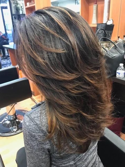 Haircuts For Long Hair With Layers, Medium Hair Styles For Women, Haircuts For Medium Length Hair, Layered Haircuts For Medium Hair, Hairstyles For Layered Hair, Haircuts For Medium Hair, Hairdo For Long Hair, Long Layered Hair, Haircuts For Long Hair