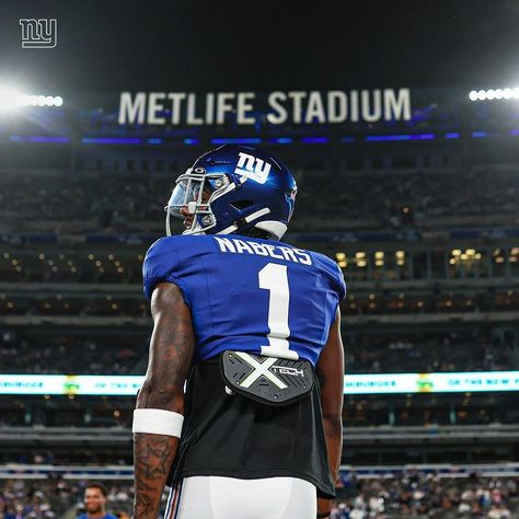 Nfl Pfp, Nfl Photography, Football Hits, Trevor Lawrence, Football Pics, Nfl Football Pictures, Thursday Night Football, New York Giants Football, Nfl Photos