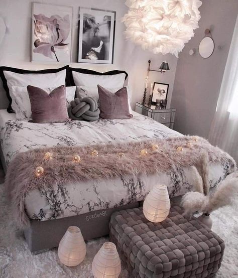 Classy Bedroom Ideas For Women, Classy Bedroom, Cozy Evening, Woman Bedroom, Redecorate Bedroom, Cozy Room Decor, Teen Bedroom Decor, Room Makeover Bedroom, Stylish Bedroom