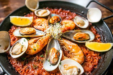 Three Versions of Paella for Two Paella For 2, Paella For Two, Paella Recipe For 2, Vacation Dinners, Yang Chow Fried Rice, Spanish Seafood Paella, Paella Recipes, Chicken Paella, Rice And Noodles