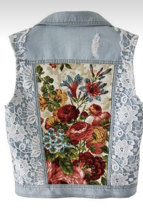 Jean Upcycle, Beaded Vest, Embellishment Ideas, Upcycled Denim Jacket, Bag Inspiration, Embellished Clothing, Mode Hippie, Denim Vests, Recycled Clothing