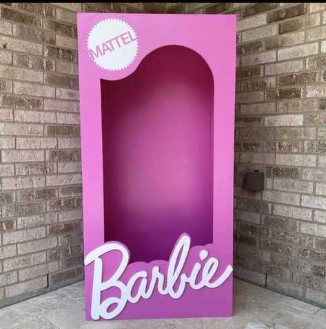 Barbie Entrance Decor, Barbie Brunch, Barbie Shoot, Barbie Party Decorations, Backyard Birthday Parties, Event Business, Barbie Box, Baby Shower Theme Decorations, Barbie Halloween