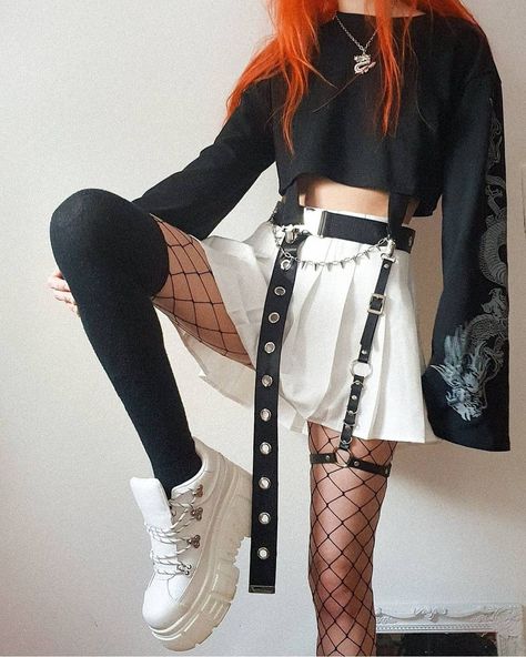 ✨ grunge rock alternative ✨ on Instagram: “1 or 2? 🖤🔥 . . . . .…” Fishnet And Skirt Outfit, Skirt With Fishnets Outfit, Skirt And Fishnets Outfit, School Skirt Outfits, Skirt With Fishnets, Fishnet Outfit, White Skirt Outfits, Legs Outfit, White Tennis Skirt