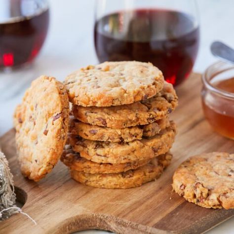 Cheddar Pecan Savory Shortbread Cookies Recipe - Gemma’s Bigger Bolder Baking Savoury Shortbread, Salted Cookies, Savory Shortbread, Raspberry Roulade, Picky Bits, Savoury Cookies, Gf Crackers, Savory Cookies, Pecan Shortbread Cookies