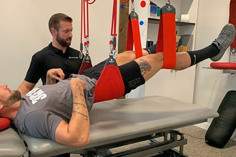 Redcord suspension exercise | NEURAC neuromuscular physical therapy Floor Cardio, Single Leg Bridge, Tight Hamstrings, Muscle Imbalance, Rotator Cuff, Shoulder Muscles, Anti Gravity, Therapy Room, Sports Injury