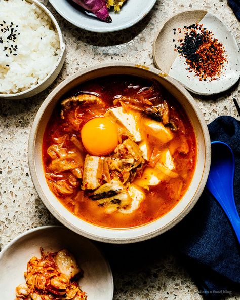 Warm and comforting sundubu jjigae/spicy kimchi soft tofu stew #kimch #tofu #korean #recipes #dinner #soup #stew #tofustew #tofusoub Korean Kimchi Stew, Tofu Korean, Tofu Kimchi, Sundubu Jjigae, Soft Tofu Stew, Tofu Stew, Spicy Kimchi, Soft Tofu, South Korean Food