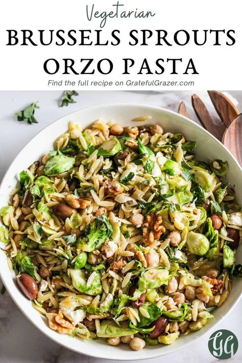 Orzo Mediterranean, Lemon Orzo Pasta, Tofu Feta, Salad Spinach, Lemon Orzo, Orzo Recipes, Vegetarian Life, Chickpea Pasta, Sprout Recipes