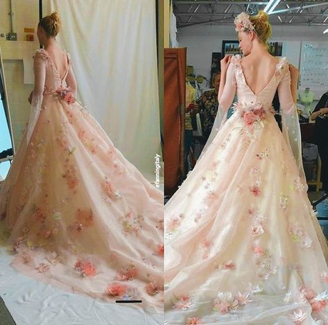 Cherry Blossom Wedding Dress, Fashion 40s, Fair Outfits, Cherry Blossom Wedding, Cherry Dress, Fairy Tale Wedding Dress, Wedding Vows Renewal, Barbie Fashionista, Bridal Inspo