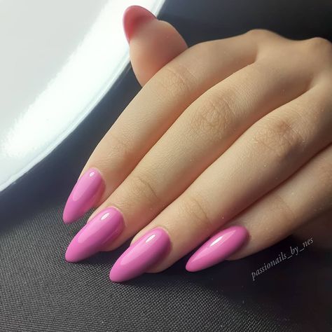 Passion'ails onglerie 💅 on Instagram: “Pose capsules…” Pose Capsule, Instagram Pose, Nails, On Instagram, Beauty, Instagram