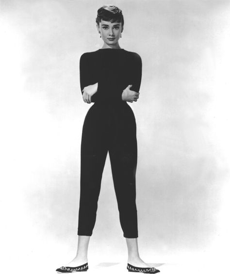 Audrey Hepburn's Style Audrey Hepburn Outfit, Audrey Hepburn Style, Hepburn Style, Actrices Hollywood, 60s Fashion, 가을 패션, Mode Vintage, Audrey Hepburn, Mode Inspiration