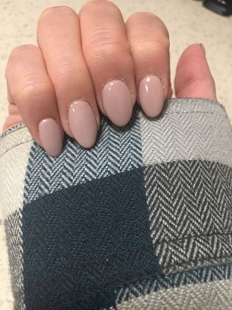 Short Neutral Nails Acrylic Almond, Short Beige Acrylic Nails, Very Short Almond Nails Natural, Round Nude Acrylic Nails, Neutral Acrylic Nails Short, Short Nude Acrylics, Nude Round Acrylic Nails, Neutral Short Almond Nails, Nude Almond Nails Short