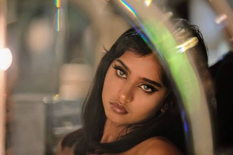 genie 🇮🇳 on Instagram: “staring at my loved one” Makeup Looks Tutorial, Aesthetic People, Brown Girl, Brown Skin, Pretty Makeup, Cute Makeup, Makeup Skin Care, Makeup Routine, Beauty Inspiration