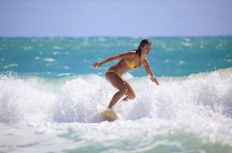 Cystic Fibrosis Patients Benefit From Surfing, Thanks To Inhalation of Salt Water Surfing Workout, Water Workouts, Mavericks Surfing, Shape Magazine, Surfer Girls, Fit Girl Motivation, Learn To Surf, Surf Lesson, Surfing Waves