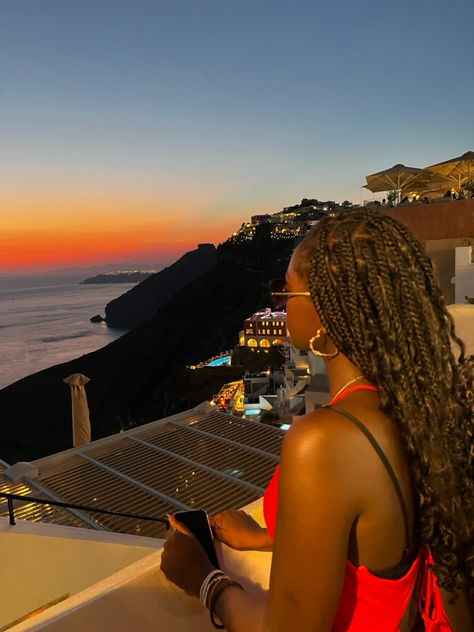 Girl looking at sunset - Santorini Greece Sunset Picture Ideas, Sunset Santorini, Greece Vacation, Santorini Greece, Sunset Pictures, Picture Ideas, Girls Trip, Santorini, Greece