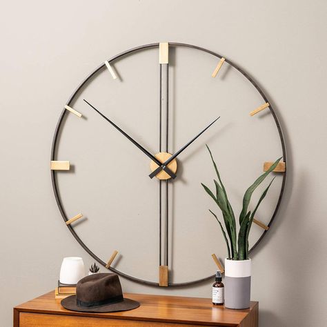 Modern Wall Clock Design, Living Room Lighting Tips, Gold Wall Clock, Large Wall Clock Modern, Living Room Clocks, Contemporary Wall Clock, Diy Clock Wall, Open Wall, Modern Wall Clock