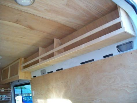 Camper Storage Ideas Travel Trailers, Diy Travel Trailer, Camper Storage Ideas, Caravan Storage, Best Camper, Kangoo Camper, Van Conversion Ideas, Glamper Camper, Kombi Motorhome