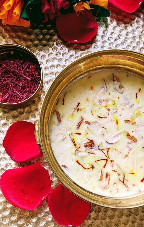 Badam Kheer, Indian Drinks, Soaked Almonds, Sweet Recipe, Yellow Foods, Indian Sweet, Winter Drinks, Indian Desserts, Traditional Food