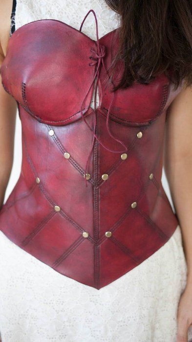 Picture of Leather Corset Tutorial Making A Corset, Sew A Shirt, Corset Tutorial, Corsets Fashion, Female Armor, Creative Clothes, Leather Store, Corset Pattern, Corset Fashion