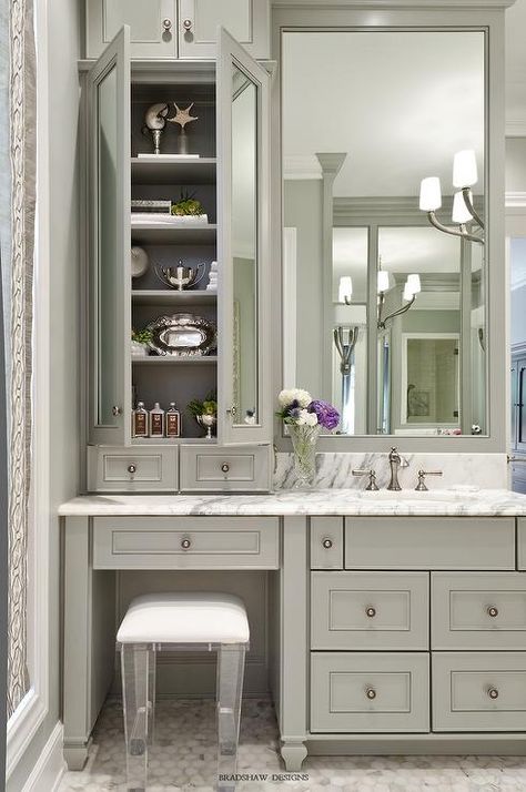 Vanity With Makeup Area, Beautiful Bathroom Vanity, Dressing Design, Room Vanity, Sophisticated Bathroom, Transitional Bathroom, Girls Bathroom, Trendy Bathroom, Bathroom Redo