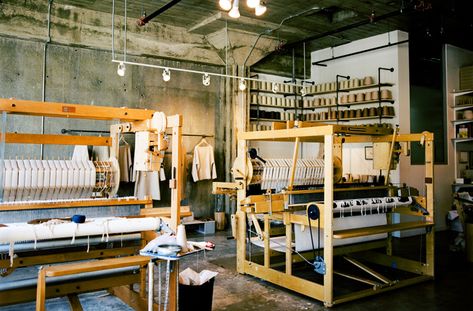 Textile Workshop, Design Studio Workspace, Cloth Making, Textile Business, Studio Spaces, Sewing Room Design, Weaving Ideas, Space Outfit, Creative Hub