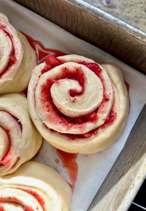 Strawberry Sourdough Rolls - Amy Bakes Bread Strawberry Sourdough Rolls, Sourdough Strawberry Sweet Rolls, Strawberry Shortcake Sourdough, Strawberry Bagels Sourdough, Pear Baked Goods, Strawberry Sourdough Recipes, Strawberry Sourdough Bread, Cherry Sourdough Bread, Strawberry Sourdough