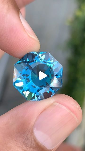 Saeed Awan on Instagram: "Loupe Clean 21.53 CT Swiss Blue Topaz from Africa 

Size: 15.8 x 15.8 x 11.3 mm
_______________________________
#topaz #swissbluetopaz #londontopaz #gemstones" Swiss Blue Topaz, Blue Topaz, Topaz, Gemstones, Blue, Instagram