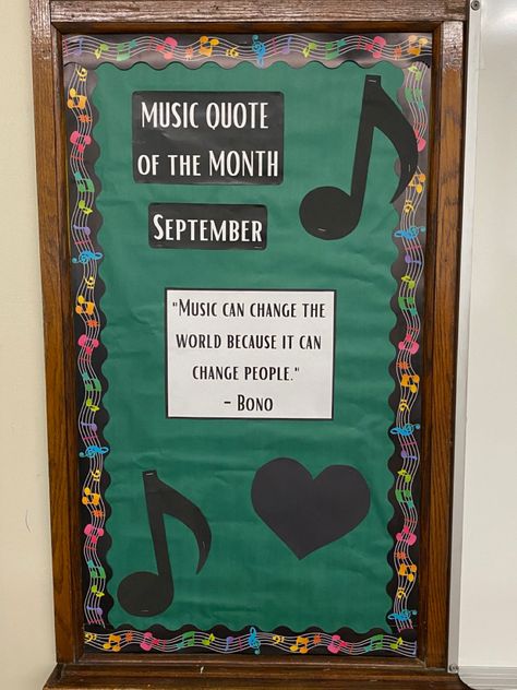 Music Display Board, Middle School Music Bulletin Boards, Music Classroom Decor High Schools, Music Classroom Door Ideas, High School Choir Room Decor, Middle School Music Classroom Decor, Music Bulletin Boards Elementary, Choir Classroom Decor, Elementary Music Room Decor