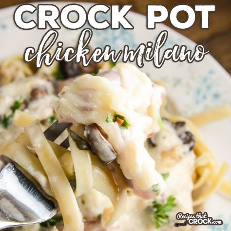 This Crock Pot Chicken Milano Recipe (Johnny Carino's Copycat) is a creamy, savory chicken and ham slow cooker recipe served over a bed of fettuccine. Ham Slow Cooker, Pasta Milano, Pasta Fagioli Crockpot, Chicken Milano, Slow Cooker Ham Recipes, Crock Pot Chicken Recipes, Olive Garden Pasta, Casserole Crockpot, Chicken Crock Pot