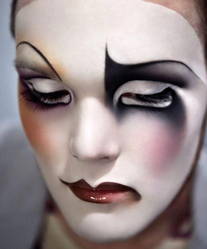 Where to buy Real Techniques brushes -$10 .....    https://www.youtube.com/watch?v=tx5lVyWzkrg       #makeup #makeupbrushes #realtechniques Color Block Makeup, Mathu Andersen, Circus Makeup, Mime Makeup, Drag Make-up, Theatre Makeup, Avant Garde Makeup, Drag Makeup, Theatrical Makeup