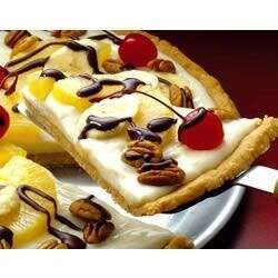 Dessert Pizza Recipes, Banana Split Dessert, Fruit Pizza, Dessert Pizza, Think Food, Köstliche Desserts, Pizza Party, Banana Split, Pie Dessert