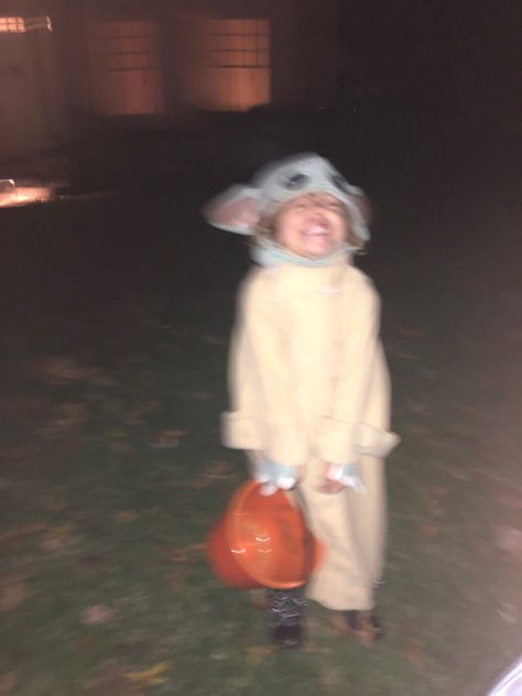 Aesthetic Trick Or Treating, Trick Or Treat Aesthetic, Trick Or Treating Aesthetic, Baby Yoda Costume, Yoda Costume, Halloween Layout, October Baby, Aesthetic School, Spooky Szn