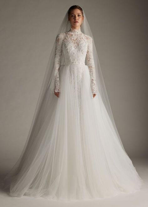 Chrysa - ERSA ATELIER Wedding Dresses Flowy Sleeves, Ersa Atelier, Plain Wedding Dress, Wedding Dress Types, Elegant White Dress, Bride Dress Simple, Modest Wedding Gowns, Classy Wedding Dress, Pretty Wedding Dresses