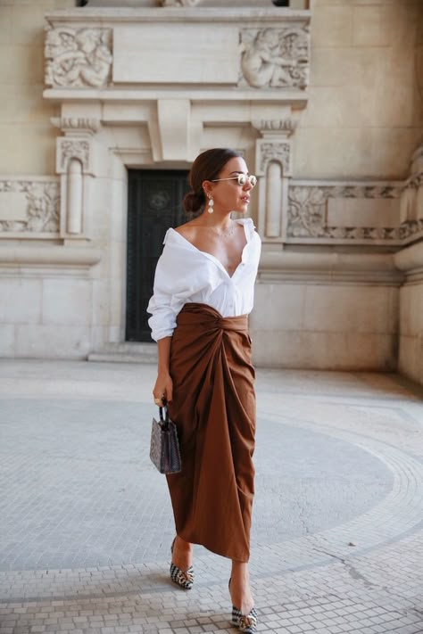 Indie Outfits Grunge, Indie Outfits Summer, Stile Casual Chic, Long Skirt Outfits, Vintage Boho Fashion, Simple Blouse, Summer Work Outfits, Outfit Jeans, Next Fashion