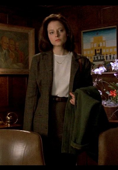 90s Fashion Professional, Vintage Business Woman, 80s Workwear Women, 80s Detective Outfit, Fbi Aesthetic Outfit, Female Director Outfit, Detective Woman Outfit, Clarice Starling Outfit, Clarice Starling Costume