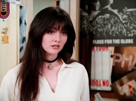 Brenda Walsh Brenda Walsh, Shannen Doherty, Beverly Hills 90210, Lost Boys, Screen Shot, Sweater Weather, Favorite Celebrities, Beverly Hills, Aesthetic Clothes