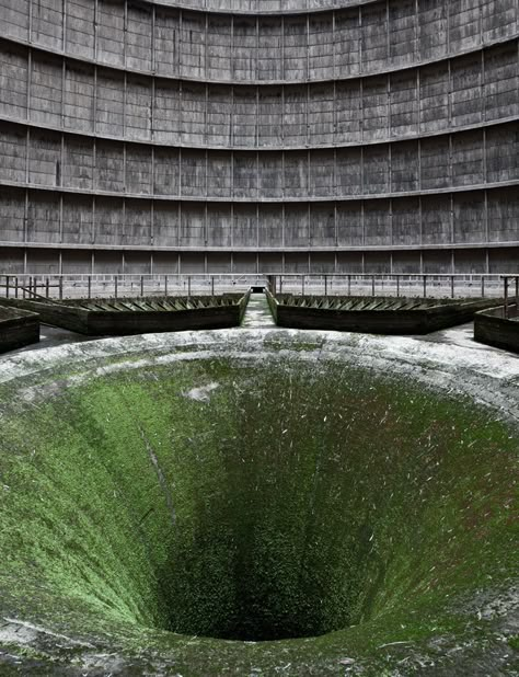 31 Haunting Images of Abandoned Places That Will Give You Goose Bumps | Bored Panda Cooling Tower, Abandoned House, Abandoned Mansions, Nuclear Power Plant, Haunted Places, Abandoned Buildings, Abandoned Houses, Ghost Towns, Angkor