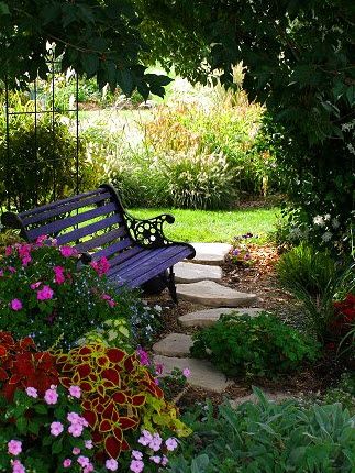 Shade Garden ideas - we are so lucky living here in Vancouver where there are plenty of trees - which means plenty of shade where we need to think of shade garden ideas for our new homes. Shade Garden Design, Prayer Garden, Retreat Ideas, Have Inspiration, Backyard Retreat, The Secret Garden, Pergola Patio, घर की सजावट, Gorgeous Gardens